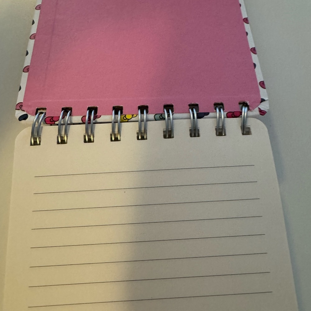 Hello Kitty Notebook - Picture 6 of 7